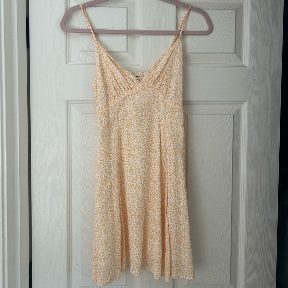 Adorable PacSun/L. A heart’s sundress
